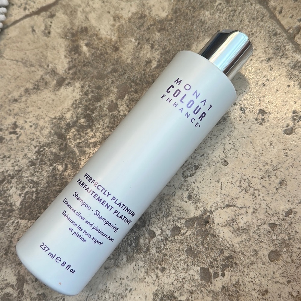 monat perfectly platinum shampoo